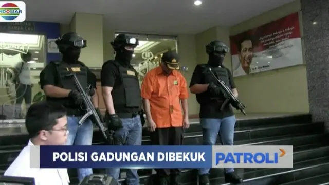 Polda Metro Jaya tangkap seorang asisten pribadi kapolri gadungan yang kerap peras warga.