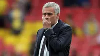 Ekspresi Kekecewaan Jose Mourinho (AP Photo/Tim Ireland)