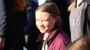 Aktivis Swedia, Greta Thunberg mengikuti unjuk rasa pelajar Belgia terkait masalah perubahan iklim di kantor Uni Eropa, Brussels, Belgia, Kamis (21/2). Thunberg membolos sekolah untuk mengampanyekan masalah perubahan iklim. (Liputan6.com/HO/Arie Asona)