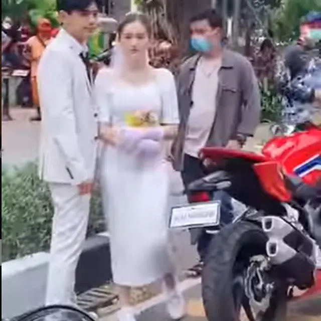 6 Potret Rayn Wijaya dan Ranty Maria Pakai Baju Pengantin, Didoakan Segera Menikah