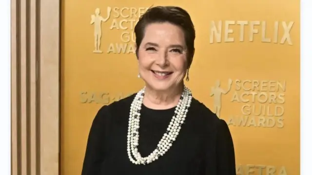 Isabella Rossellini Selebriti Berbusana Terbaik di SAG Awards 2025, dari Timothee Chalamet. (Robyn Beck / AFP)
