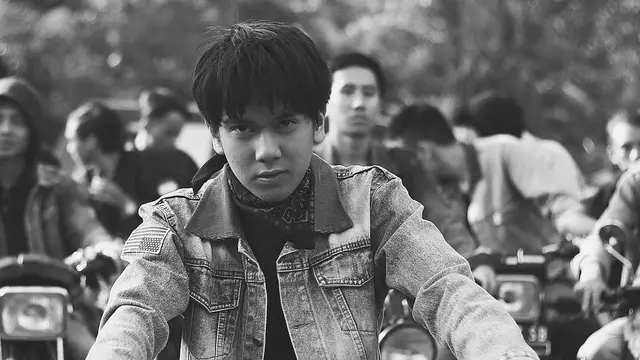 [Bintang] 8 Potret Iqbaal Ramadhan Dari Gemesin Sampai Bikin Meleleh