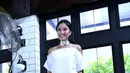 "SMP, kalau gak salah, aku udah aktif tuh di dunia modeling sampe ikutan fashion show gitu. Jadi kan tuntutannya harus kurus, ya aku berjuang dan termotivasi untuk bisa kurus," ucap Zivanna Letisha di Cipete, Jaksel, Rabu (28/9). (Nurwahyunan/Bintang.com)