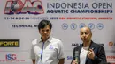 <p>Kedatangan Husain Al-Musallam ke IOAC 2025 ditemani oleh Ketua PB Harian Akuatik Indonesia, Harlin E. Rahardjo, beserta jajaran pengurus Akuatik Indonesia. (Bola.com/Bagaskara Lazuardi)</p>