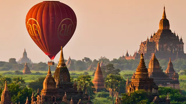 Selain Beri Rasa Damai, 6 Tempat Spiritual di Dunia Ini Punya Pemandangan Indah