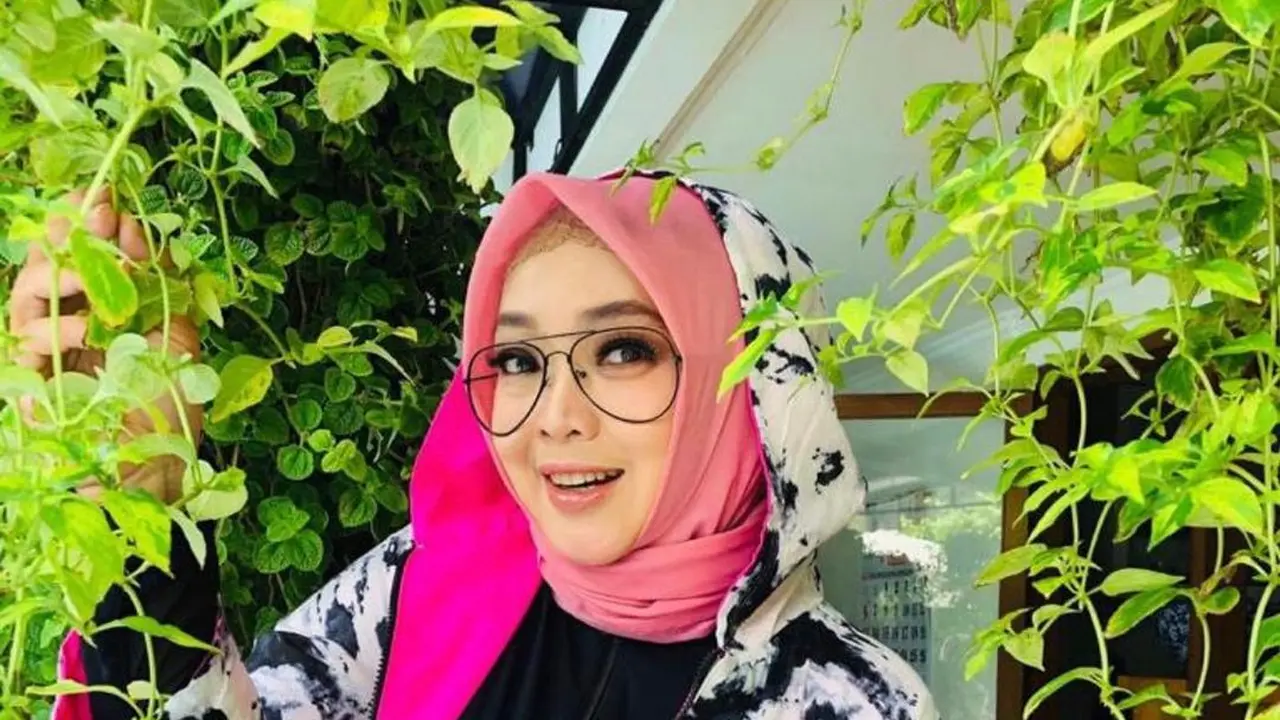 7 Potret Terbaru Rina Gunawan, Sukses Turunkan Berat Badan Hingga 30 Kg