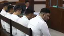 Sidang beragenda mendengar pembacaan tuntutan dari Jaksa Penuntut Umum (JPU). Tampak dalam foto, pesohor, Muhammad Ammar Akbar alias Ammar Zoni (kanan), saat mengikuti sidang lanjutan terkait kasus peredaran narkotika di lingkungan Rutan Salemba, Pengadilan Negeri Jakarta Pusat, Kamis (12/3/2026). (Kapanlagi.com/Budy Santoso)