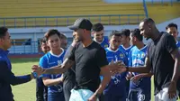 Wander Luiz dan Joel Vinicius mengikuti sesi latihan di Persib Bandung. (Liputan6.com/Huyogo Simbolon)