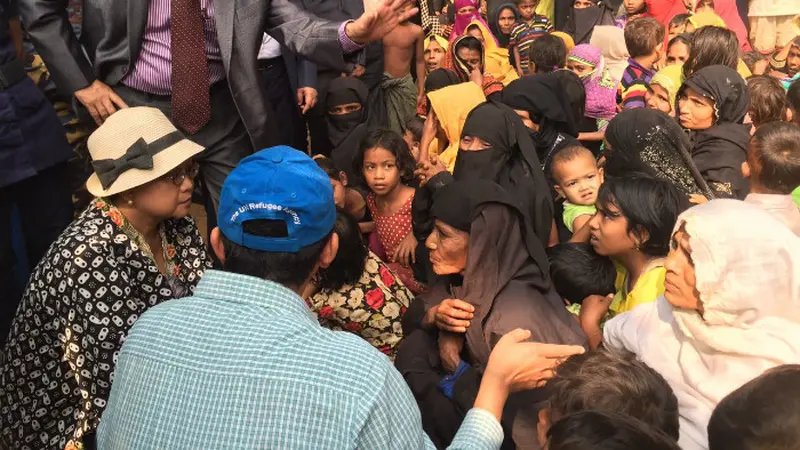 Menlu Retno kunjungi kamp pengungsi Rohingya