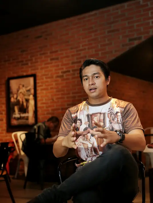 "Kalau saya olahraga paling sehabis buka puasa atau sehabis syuting. Jadi mungkin baru olahraga jam 11 malam," kata Deva (7/16). (Adrian Putra/Bintang.com)