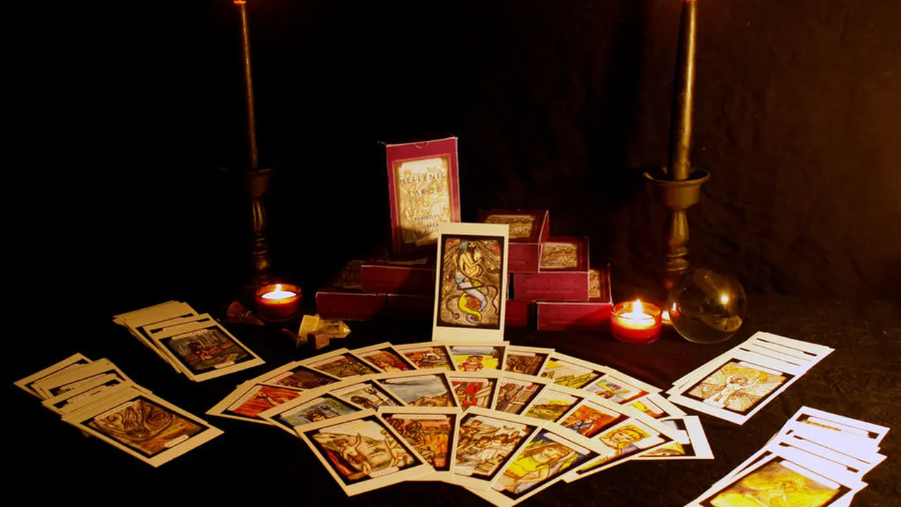 [Bintang] Tarot Hari Ini: the Stars, Ten of Swords, Four of Cups
