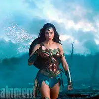 Gal Gadot saat memerankan Wonder Woman. (Entertainment Weekly)