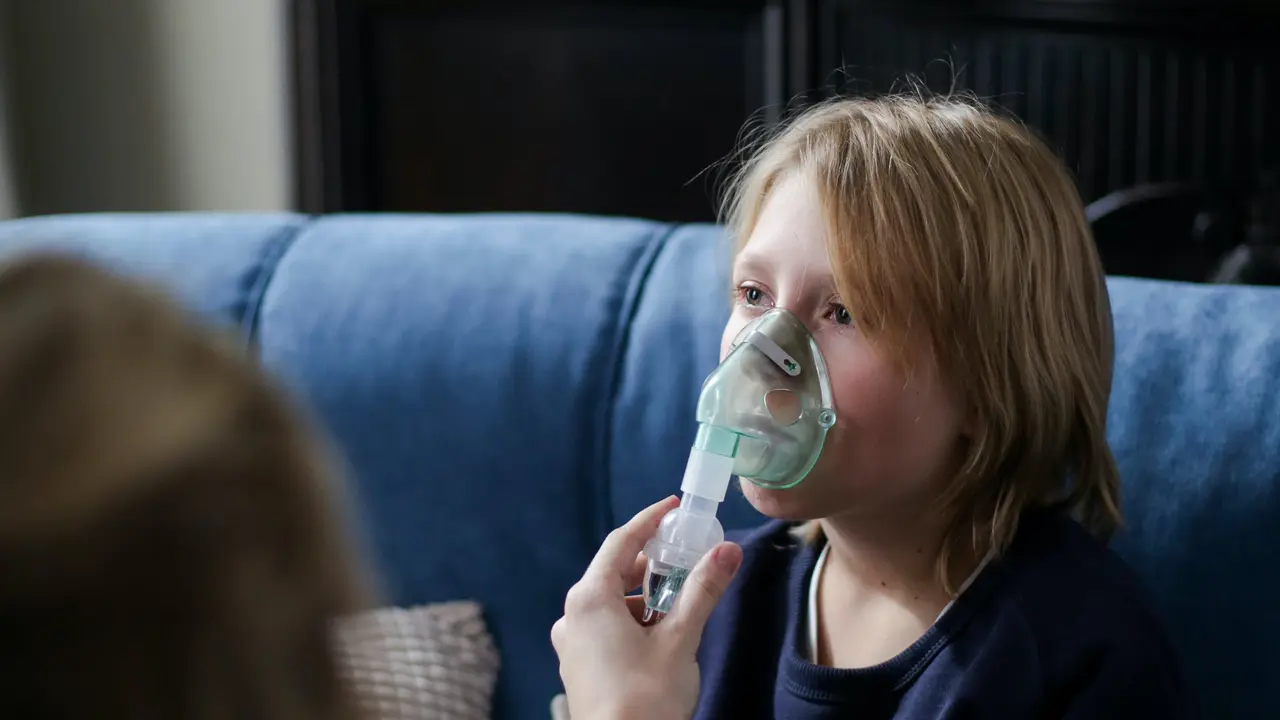 Contoh ilustrasi anak terkena pneumonia