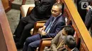 Menteri Perdagangan Zulkifli Hasan saat rapat paripurna DPR ke-3 masa persidangan I tahun 2022-2023 terkait persetujuan kemitraan ekonomi komprehensif regional di Kompleks Parlemen, Senayan, Jakarta, Selasa (30/8/2022). Rapat tersebut beragenda pengambilan keputusan RUU tentang Pengesahan Regional Comprehensive Economic Partnership Agreement (Persetujuan Kemitraan Ekonomi Komprehensif Regional) serta pengambilan keputusan RUU tentang Pegesahan Perjanjian Kemitraan Ekonomi Komprehensif antara Pemerintah Indonesia dengan Pemerintah Korea. (Liputan6.com/Angga Yuniar)