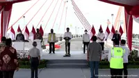 Presiden Joko Widodo (Jokowi) meresmikan Jembatan Sei Alalak di Kota Banjarmasin, Kalimantan Selatan pada Kamis 21 Oktober 2021.