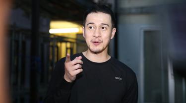 Dibandingkan Pacaran Herjunot Ali Lebih Memilih Mencari Calon Istri News Entertainment Fimela Com