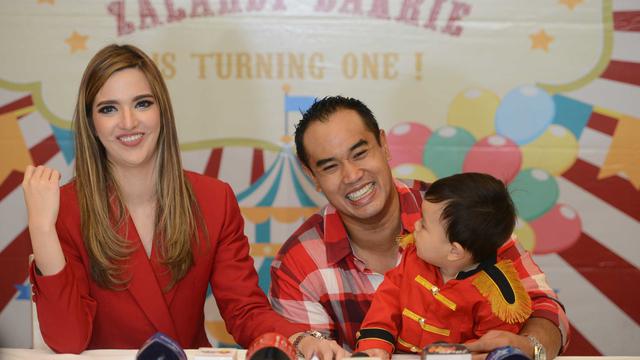 Nia Ramadhani tetap selalu tampil cantik