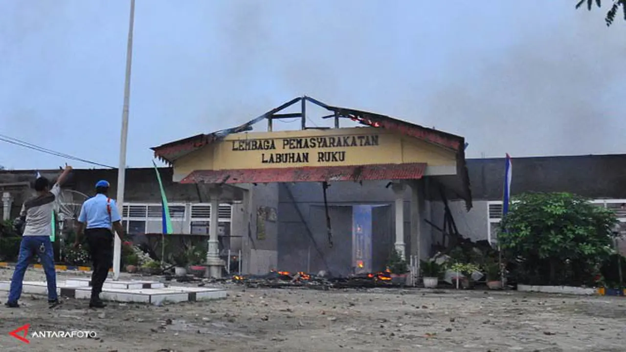 lapas-napi-teroris-130819b.jpg