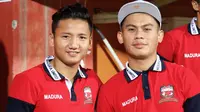 Syahrian Abimanyu (kiri), gelandang Madura United. (Bola.com/Aditya Wany)