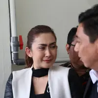 Menghadapi perceraian bukan hal yang mudah bagi siapapun yang mengalaminya. Termasuk Nafa Urbach yang menggugat cerai Zack Lee beberapa hari yang lalu.  (Nurwahyunan/Bintang.com)