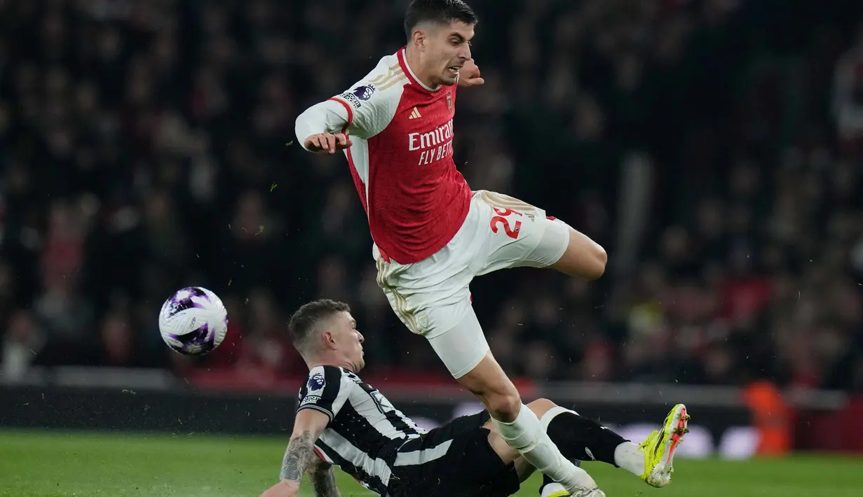 The Gunners membombardir Newcastle United dengan skor telak 4-1. (AP Photo/Alastair Grant)
