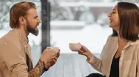 beberapa zodiak ini memiliki love language quality time./copyright pexels/Pavel Danilyuk