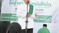 Wakil Gubernur Jawa Barat Uu Ruzhanul Ulum mengajak generasi milenial Jawa Barat, menyukseskan program ‘Milenial Smartren’ atau Smart Pesantren Ramadan 1443 H. (Liputan6.com/Jayadi Supriadin)