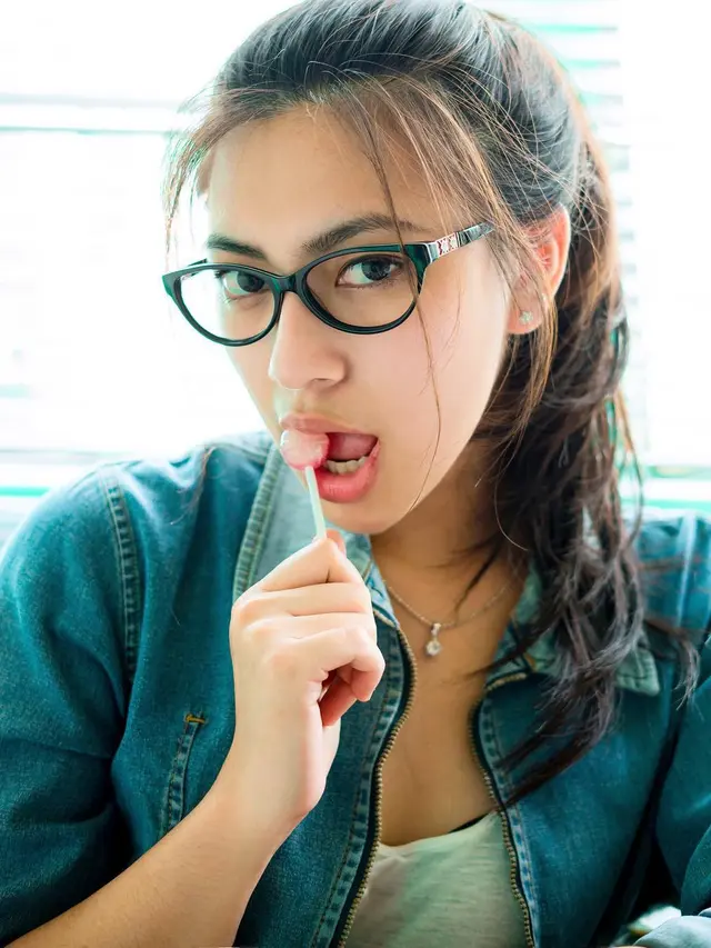7 Potret Cantik Resiah Lim, Asisten Ashanty yang Putuskan Berhenti