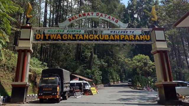 Gunung Tangkuban Parahu
