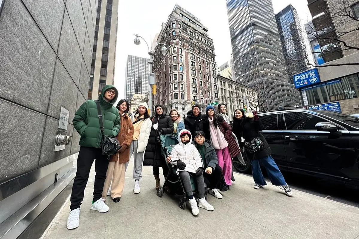 [Fimela] Liburan ke New York, Mulan Jameela Ditanya Soal Al El Dul