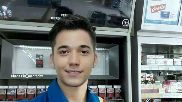 6 Editan Foto Aktor Hits Indonesia Jadi Pegawai Minimarket Ini Bikin Ngakak