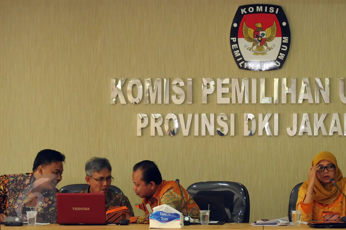 20160824-KPUD Sosialisasikan Tata Cara Pendaftaran Cagub Cawagub DKI Jakarta-Jakarta