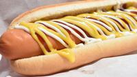 Costco is making significant changes to its iconic $1.50 hot dog combo in April 2026, now customers can get a new combination. (Photo: Desi Min in Unsplash)