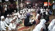 Ribuan tamu memadati kediaman BJ Habibie untuk mengikuti tahlilan hari ketiga almarhumah Hasri Ainun Habibie. Mulai pejabat negara hingga masyarakat umum turut hadir.