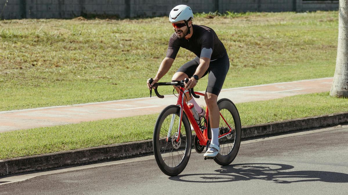 4 Helm Sepeda Pilihan untuk Aktivitas Harian Lebih Aman dan Nyaman