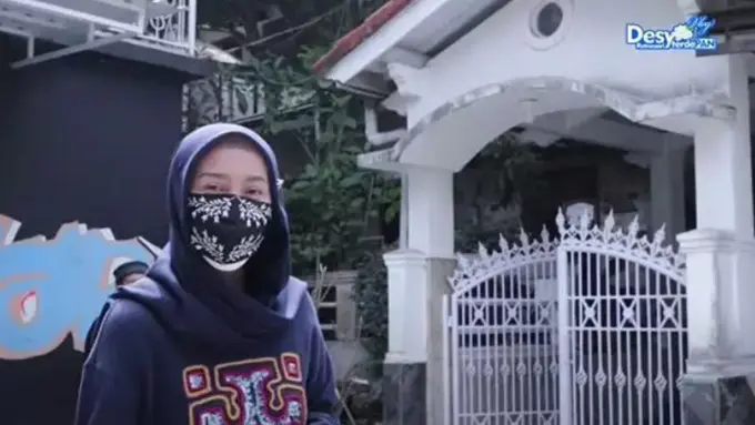 Pernah Rasakan Tinggal di Gang Sempit, Begini Potret Dapur Rumah Lama Desy Ratnasari yang Minim Perabotan