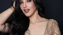 Jadi beauty content creator, Tasya Farasya tak ragu menjajal berbagai tampilan makeup. Terbaru, ibu dua anak itu tampil ala Miss Universe [@tasyafarasya]