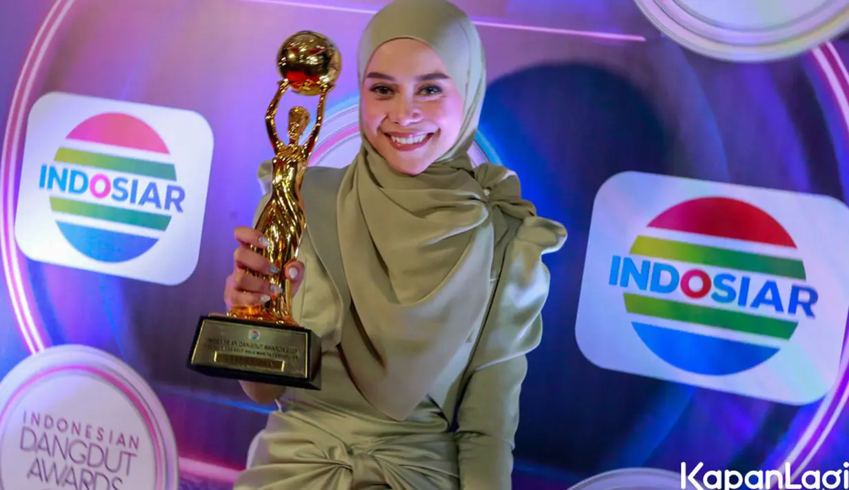 Ajang bergengsi Indonesian Dangdut Awards (IDA) 2023 digelar pada hari Kamis (5/10) malam di studio 5 Indosiar, Jakarta Barat. Acara disiarkan secara langsung. [Foto: Muhammad Akrom Sukarya/KapanLagi.com]