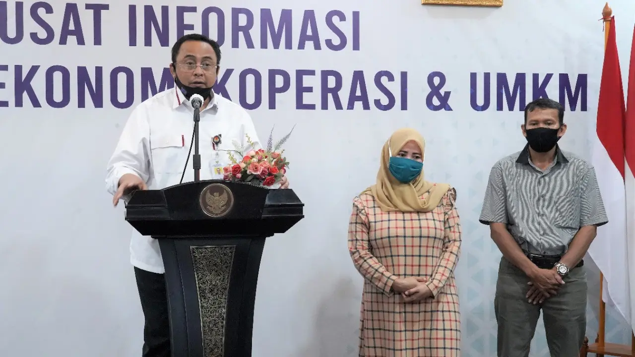 Sekretaris Kementerian Koperasi dan UKM Prof. Rully Indrawan. Dok