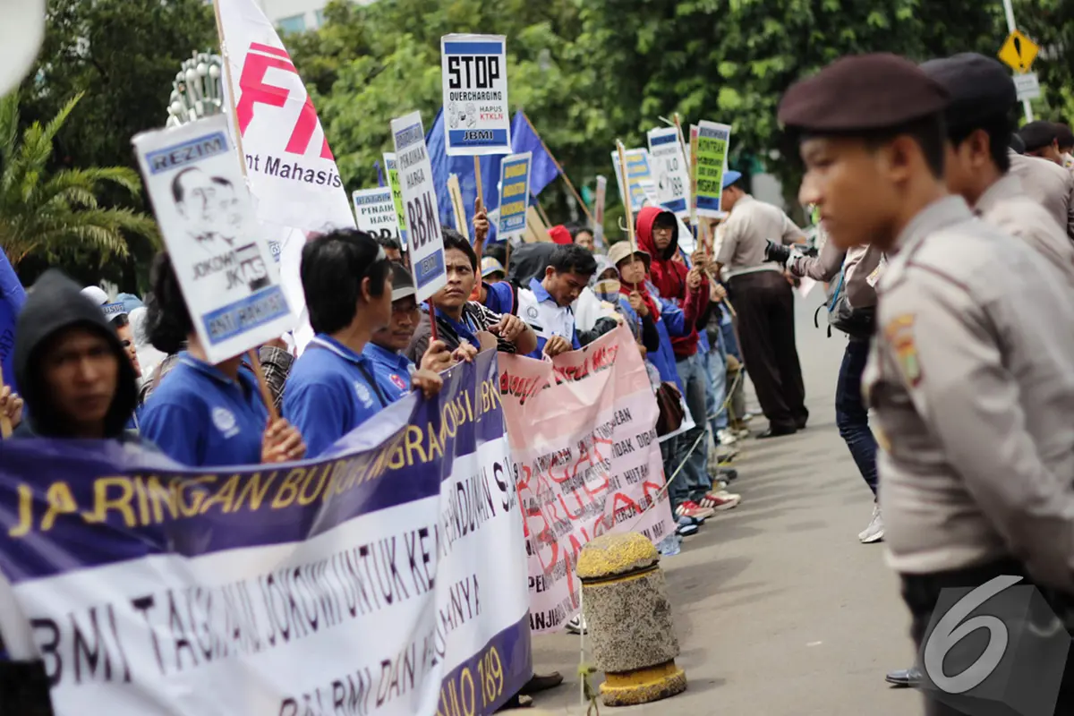 Demo Buruh Migran Tuntut Jokowi