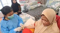 Jurus Pemkot Tangerang Pantau Kesehatan Lansia, Berikan Layanan Home Care