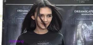 Menjadi salah satu pemeran di film ‘Demona’, Alexa Key adalah wanita pemberani yang tidak takut dengan hantu.