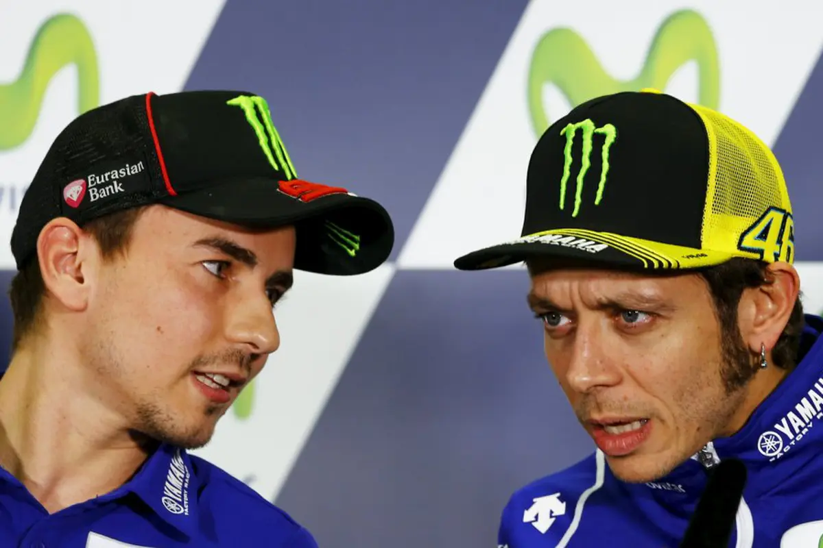Jorge Lorenzo dan Valentino Rossi