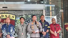 Pemilik 74 Kilogram Emas di Rumah Febrie Adriansyah Masih Misteri