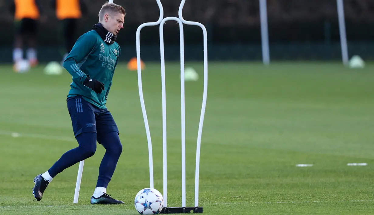 Arsenal saat ini memimpin dengan sembilan poin, diikuti PSV dan Lens masing-masing dengan lima poin, serta Sevilla dengan dua poin. (Adrian DENNIS / AFP)