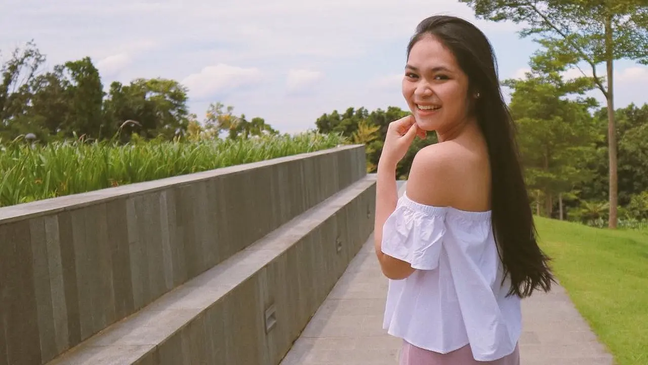 [Bintang] Regina Poetiray