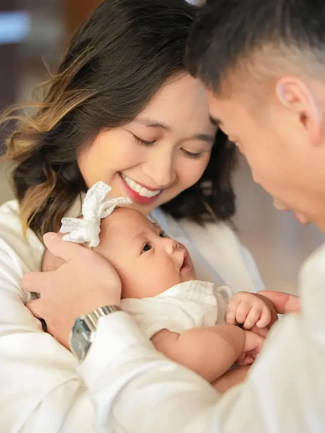 Penyerahan Anak Gritte Agathake Gereja