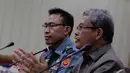 Dirjen Potensi Pertahanan Kementerian Pertahanan Timbul Siahaan (kanan) canangkan Gerakan Nasional Bela Negara di Gedung Media Kementerian Pertahanan RI, Jakarta, Selasa (9/12/2014). (Liputan6.com/Faizal Fanani)