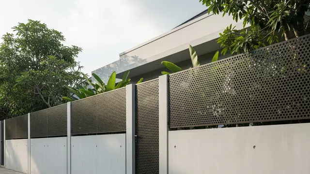 Model Pagar Besi dengan Dinding Beton Minimalis/ Ilustrasi AI