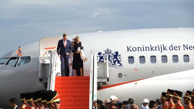 Raja Willem-Alexander dan Ratu Máxima tiba di Indonesia pada Senin (9/3/2020) untuk melakukan kunjungan kenegaraan. (Twitter/ @koninklijkhuis)